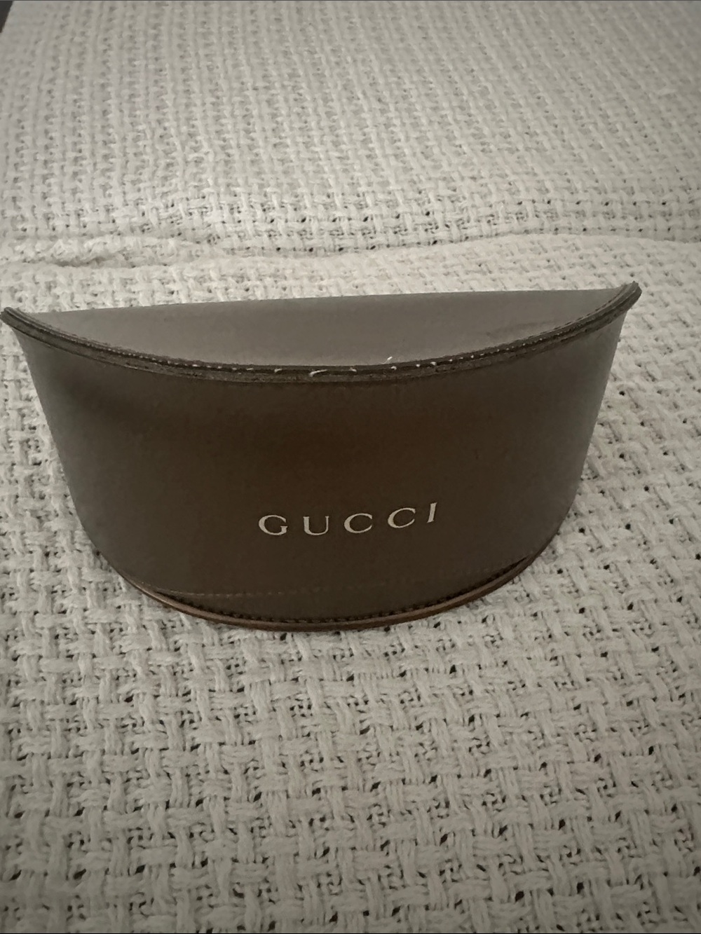 Gucci Brown Leather Sunglasses Case with White Logo cracking